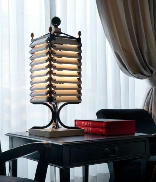 Colonial style dark wood and bronze designer table lamp from Italy