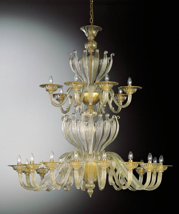 Clear Murano glass chandelier with 24 lights and gold decorations