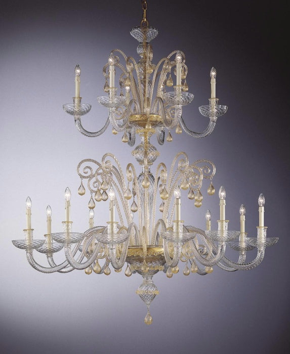 Elegant large clear Murano glass chandelier with 24 carat gold detail