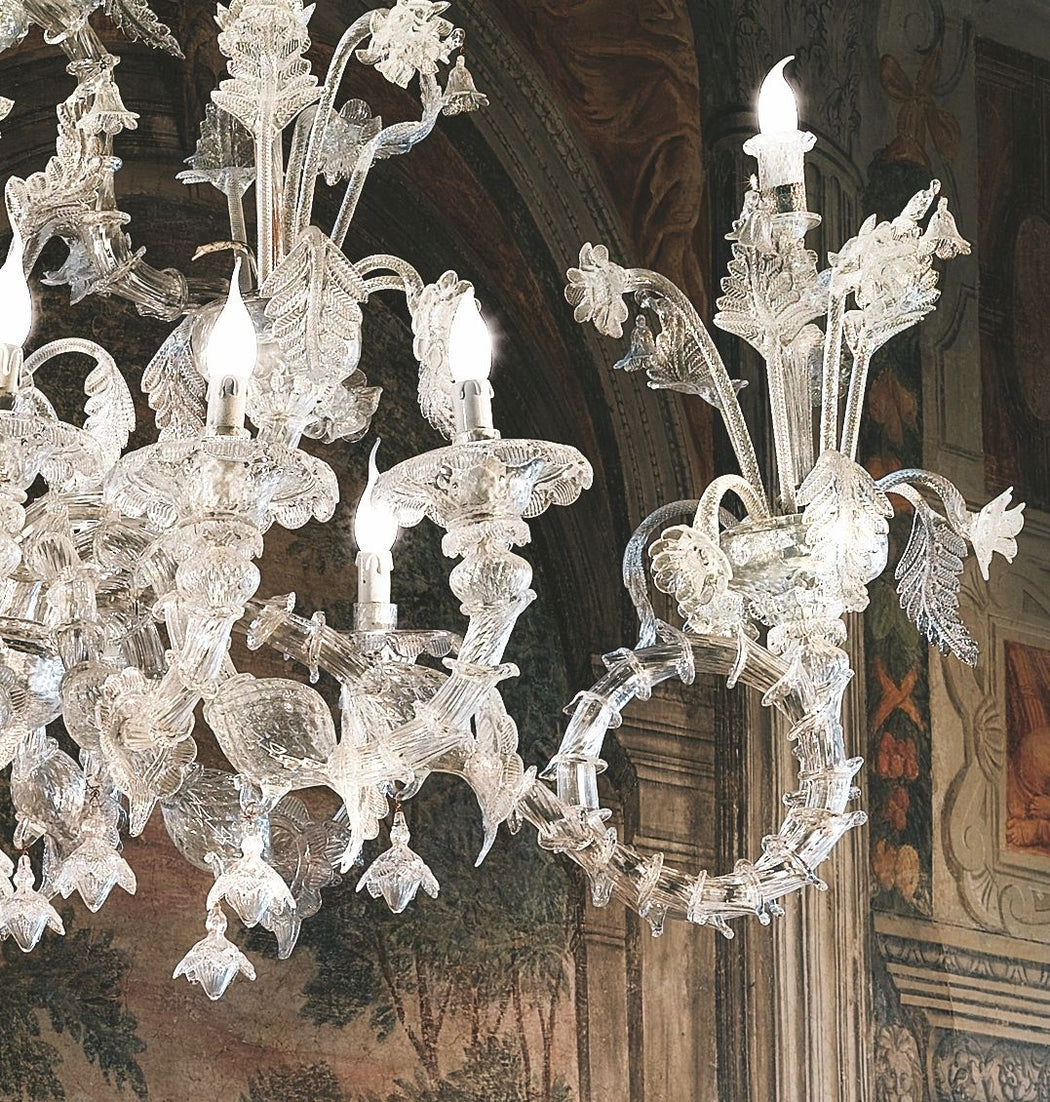 Very large Murano glass chandelier in the 18th century Rezzonico style